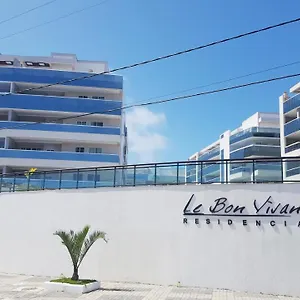 Arraial Temporada Le Bon Vivant Brasil